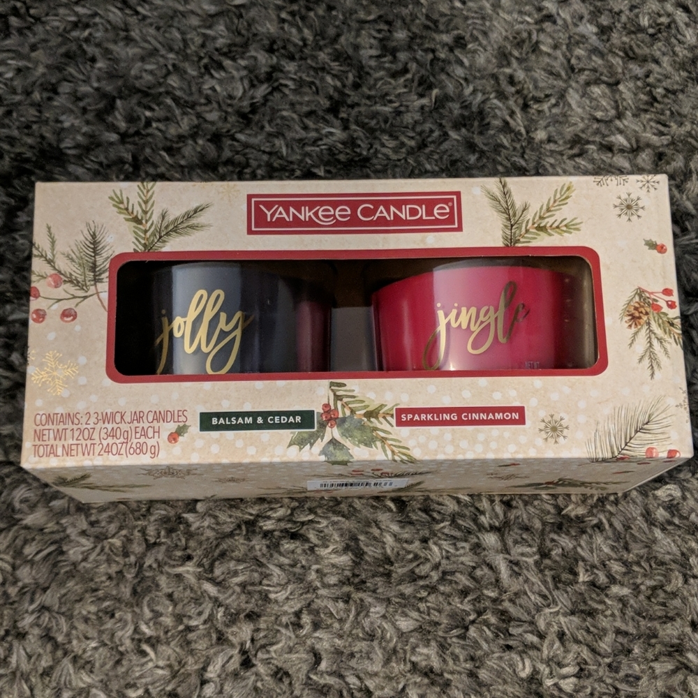 YANKEE CANDLES ( 2 in box)